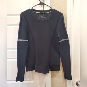 Under Armour‎ Sweater Top